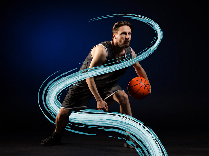 鲸鱼谈勒布朗：NBA技术的goat是詹姆斯！他真正靠技术在42岁